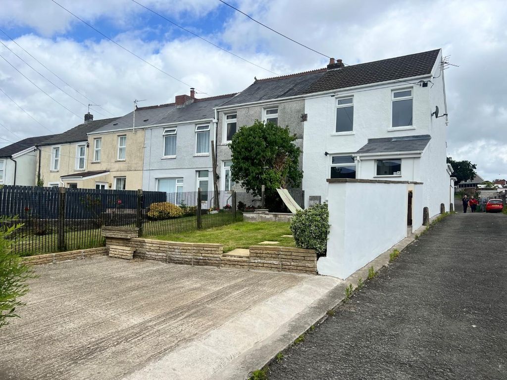 Property photo 1 of 10 1 m.Jpg