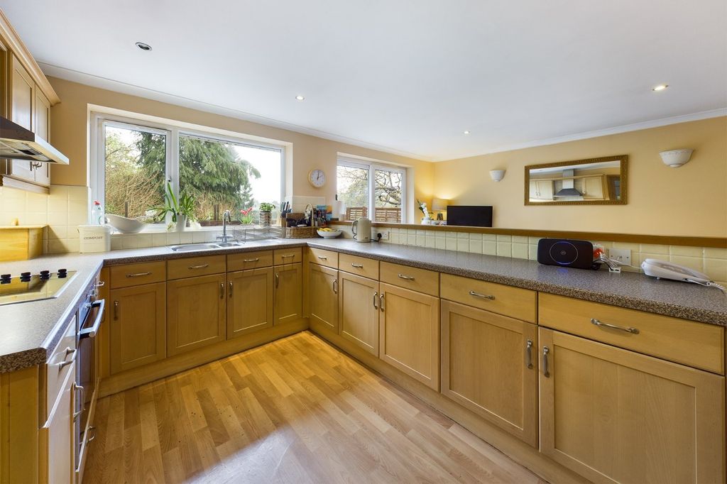 Property photo 2 of 12 Kitchen