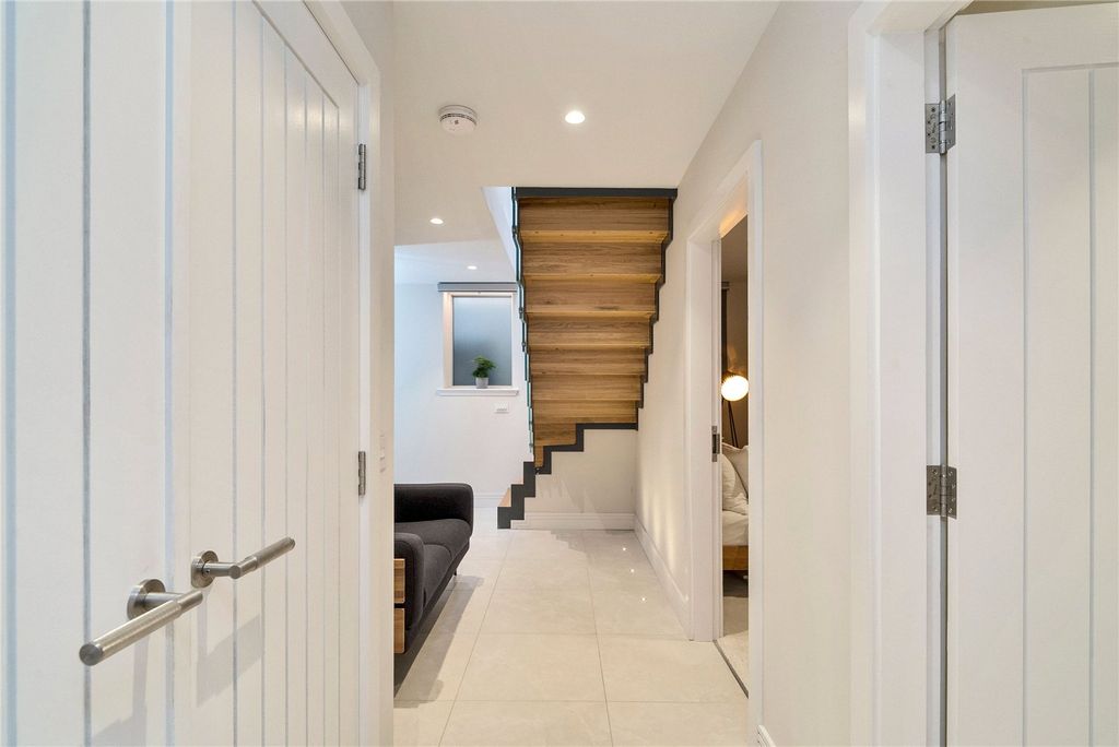 Additional image 10 of 3 bed mews for saleHill Street South Lane, New Town, Edinburgh EH2