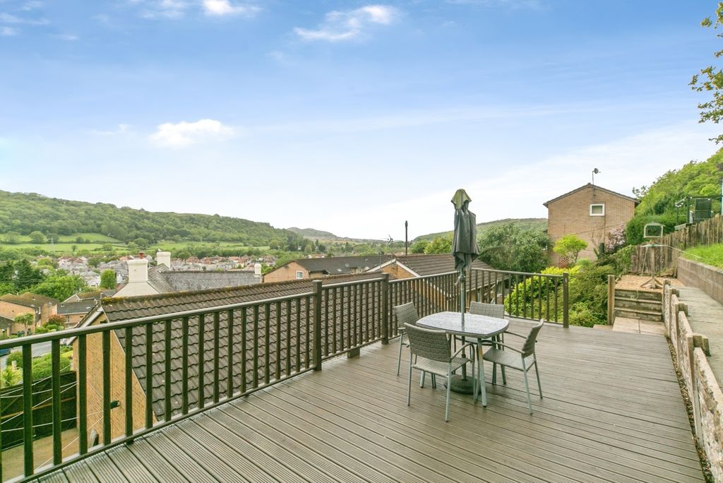 Property photo 2 of 19 Pbox-Img.Jpg