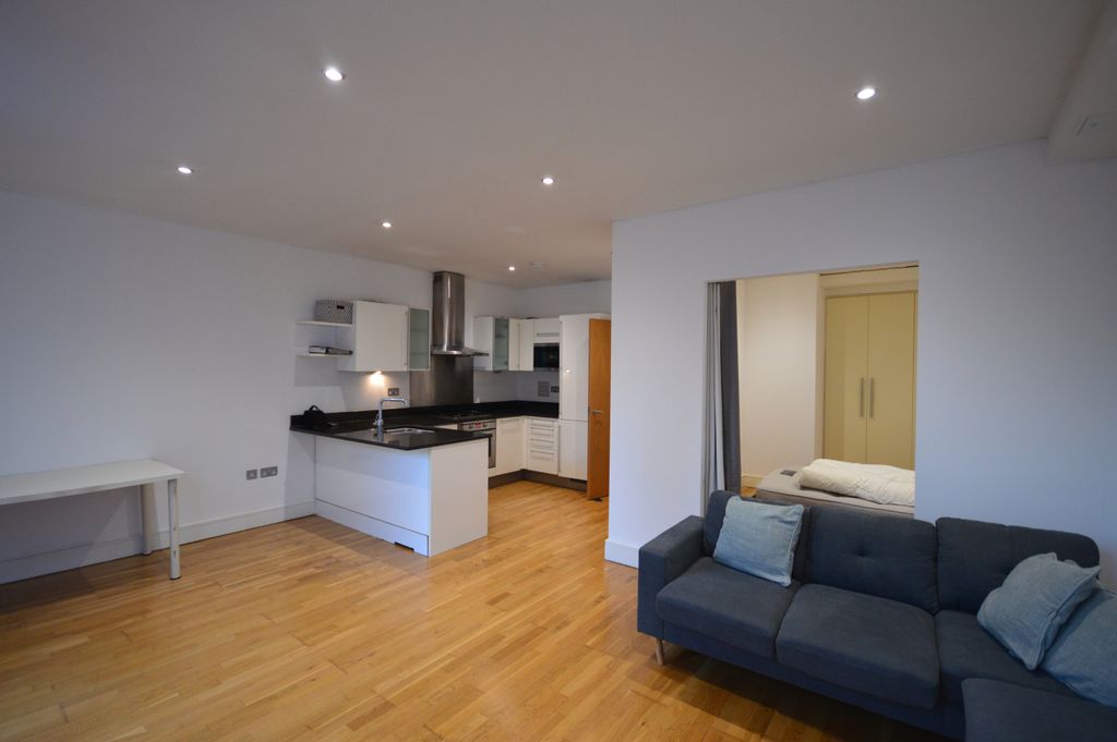 Property photo 3 of 10 Gallery