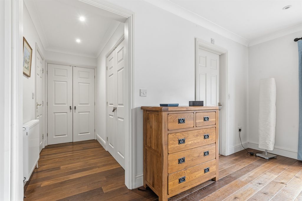 Additional image 13 of 5 bed detached house for saleMill Close, Peakirk, Peterborough PE6