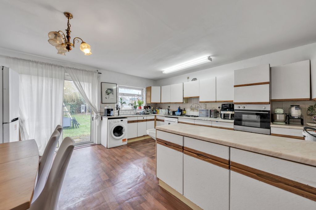 Property photo 3 of 15 Gallery