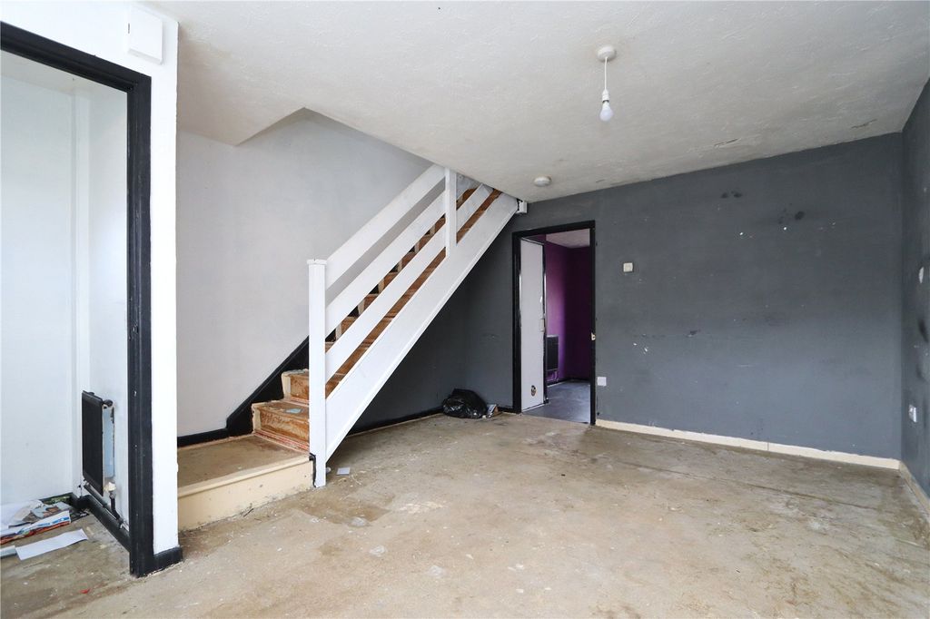 Property photo 2 of 10 Picture No. 13