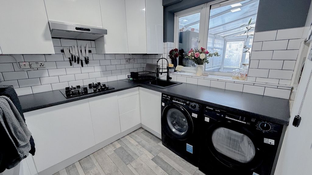 Property photo 3 of 28 Not Specified