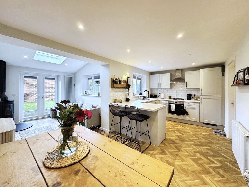 Property photo 2 of 20 Photo 16