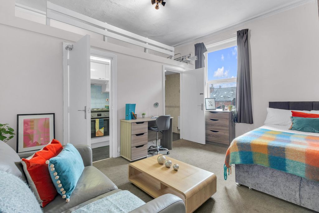 Property photo 1 of 11 Property Photo