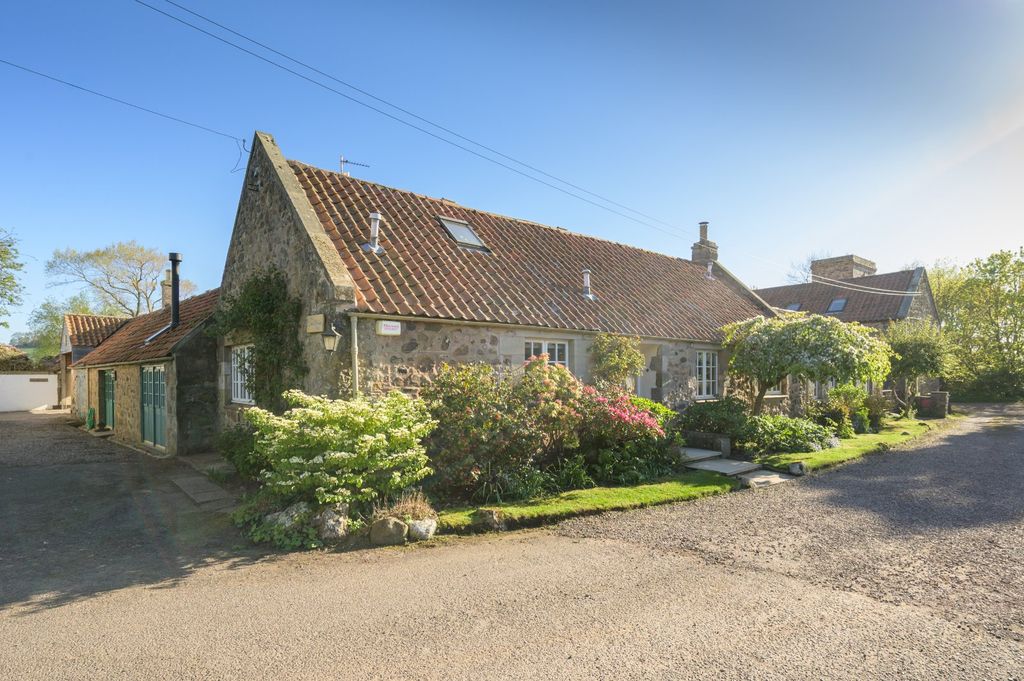 Property photo 1 of 27 The Coach House