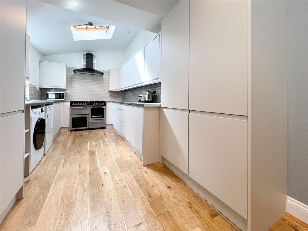 Property photo 3 of 7 23.Jpg