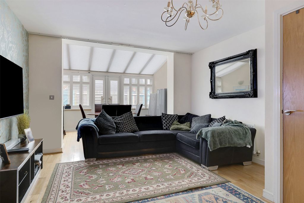 Property photo 2 of 10 Picture No. 15