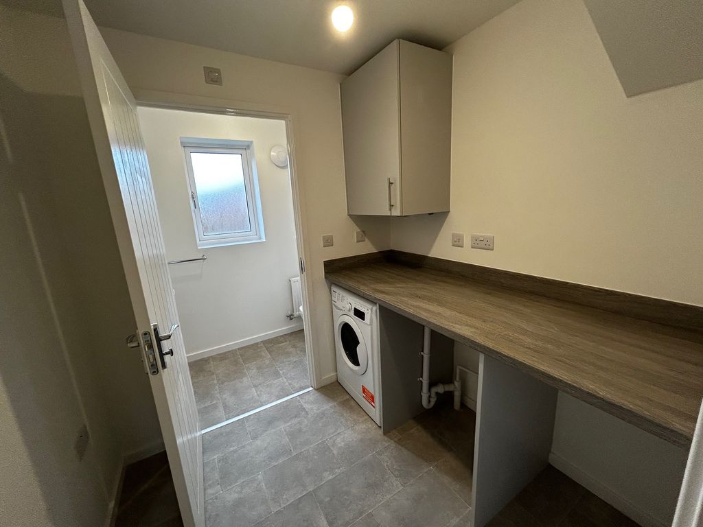 Property photo 3 of 13 Image