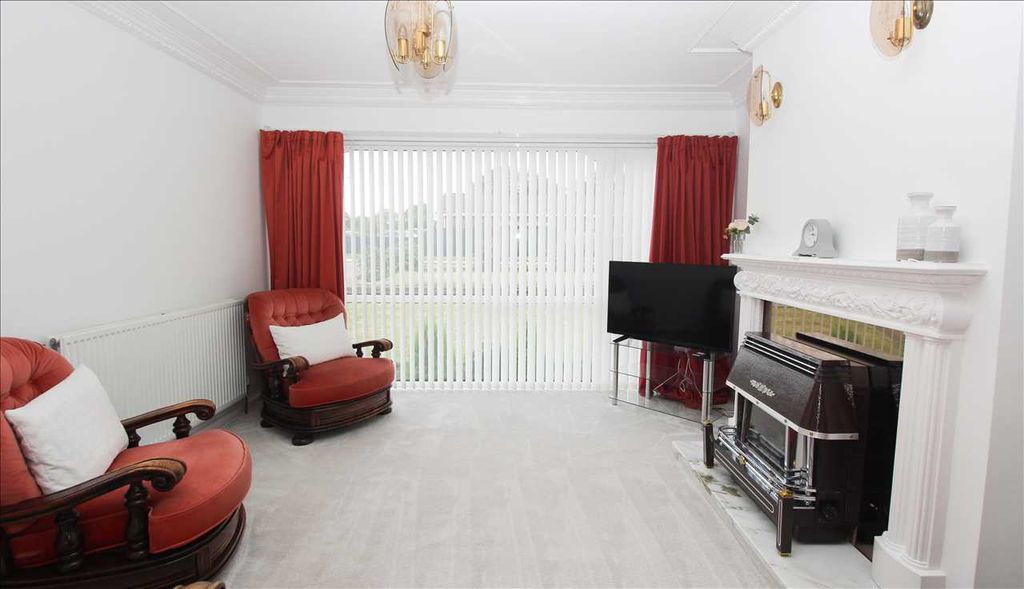 Property photo 3 of 15 Living Room