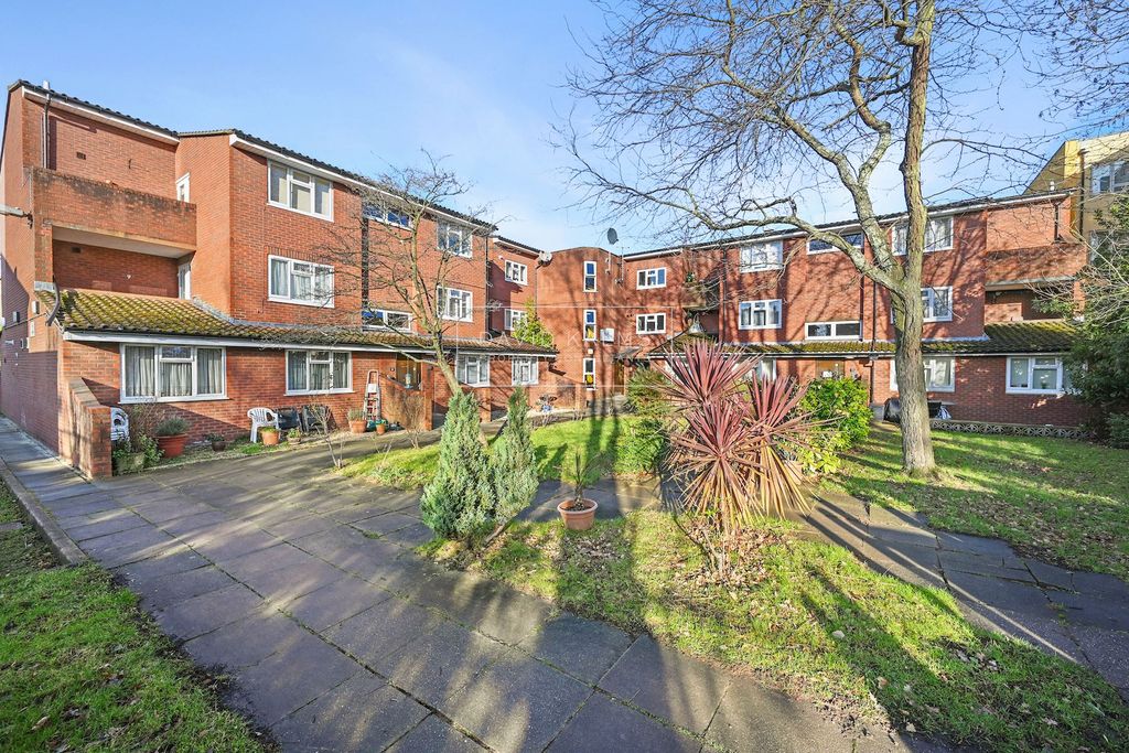 Property photo 1 of 13