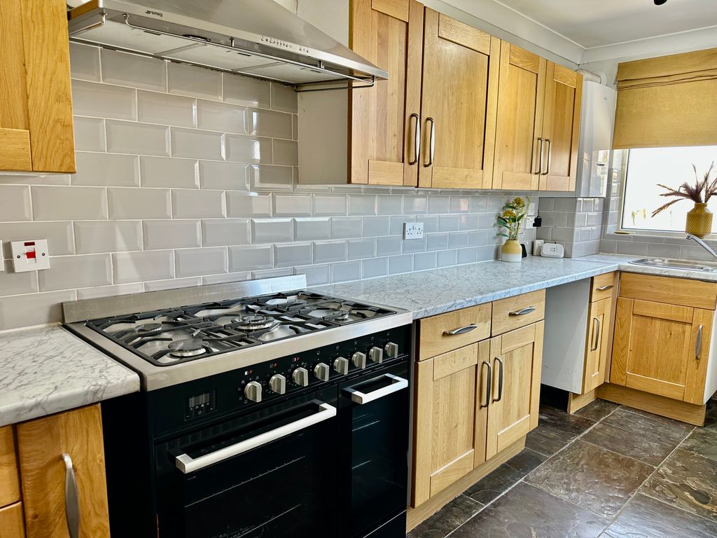 Property photo 2 of 42 Img_3694