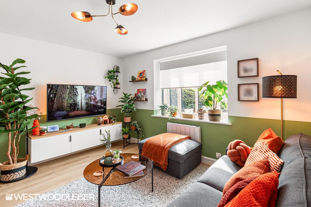 Property photo 1 of 15 Richmondcourt_1.Jpg