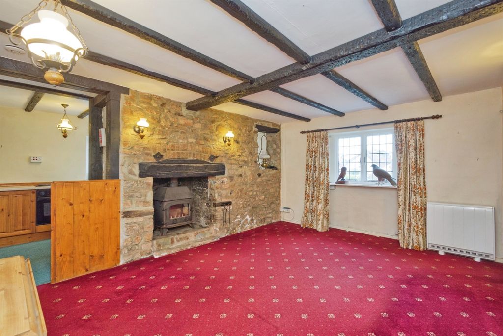 Property photo 3 of 16