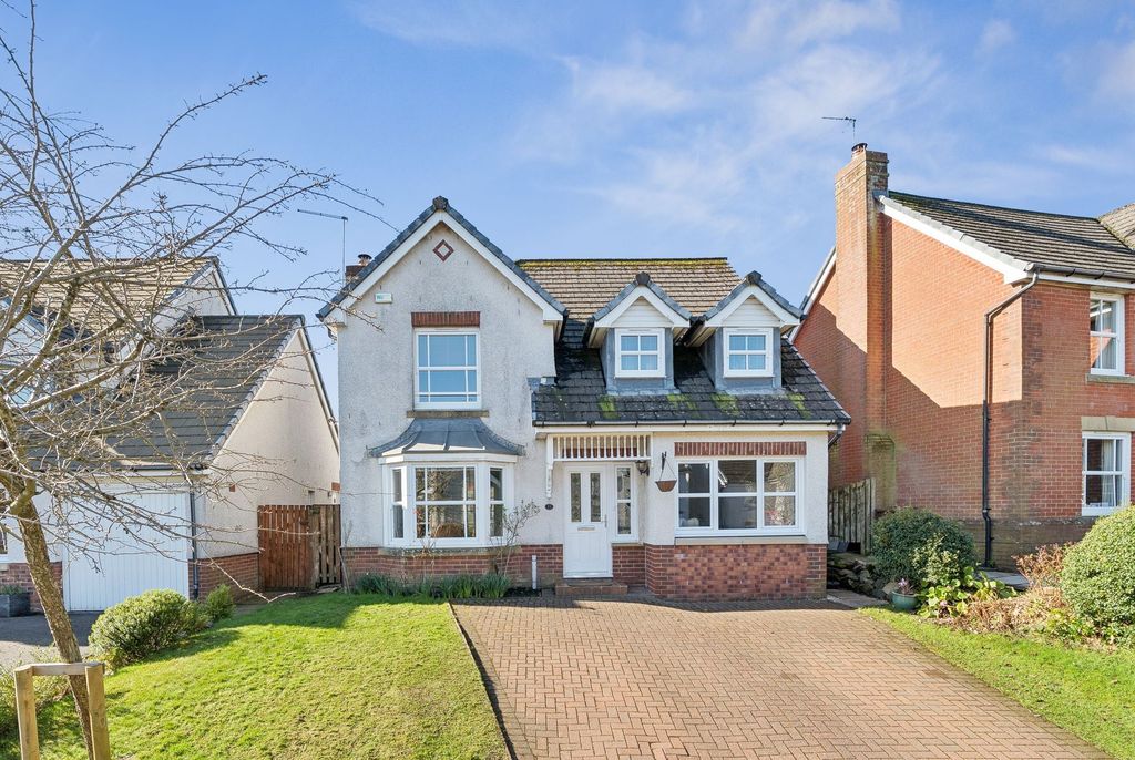 Property photo 1 of 24 Front