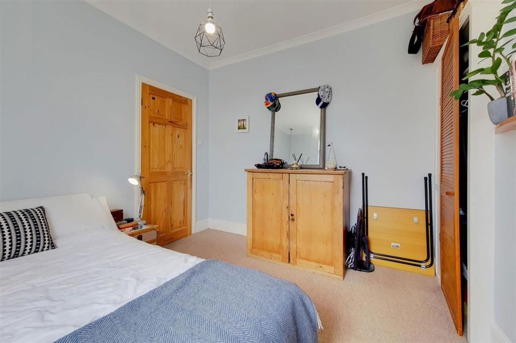 Property photo 3 of 5