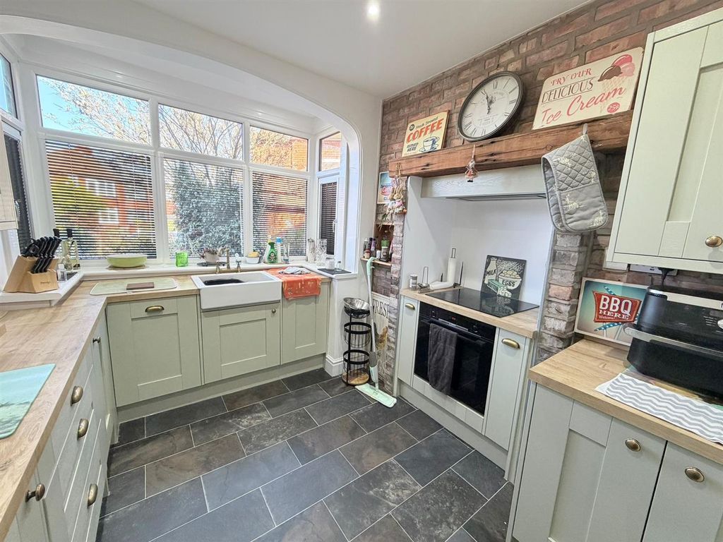 Property photo 2 of 33 Pm.Jpeg