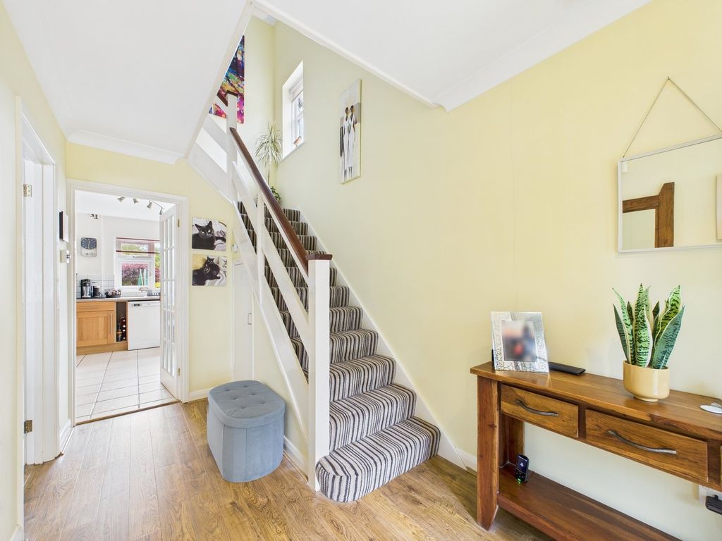 Property photo 2 of 26