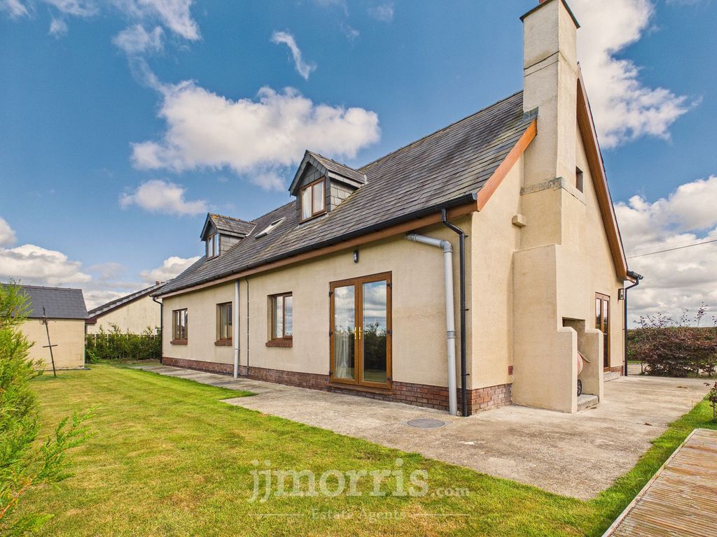 Property photo 2 of 30