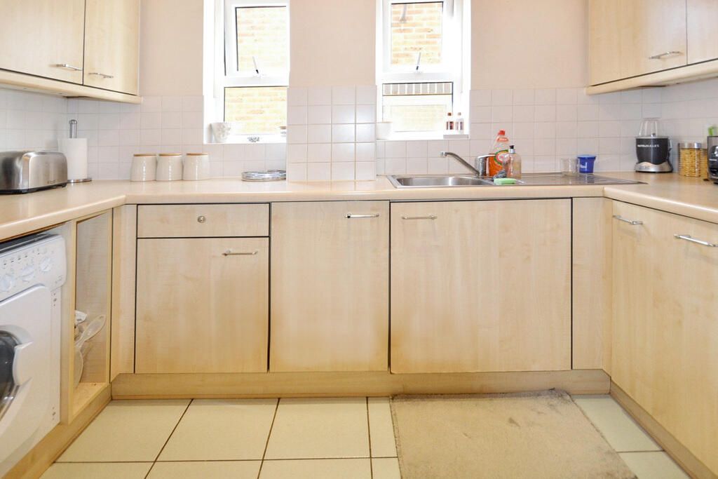 Property photo 3 of 5