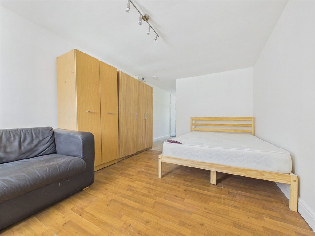 Property photo 2 of 4 Picture No. 07