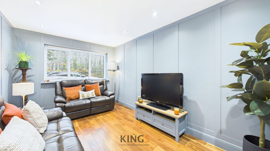 Additional image 24 of 5 bed detached house for saleUpland Drive, Brookmans Park AL9