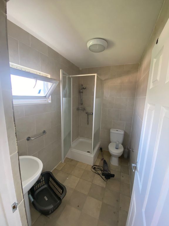 Property photo 3 of 4