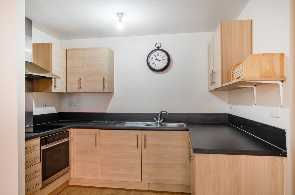 Property photo 3 of 8 1493143-3-6A5614E...
