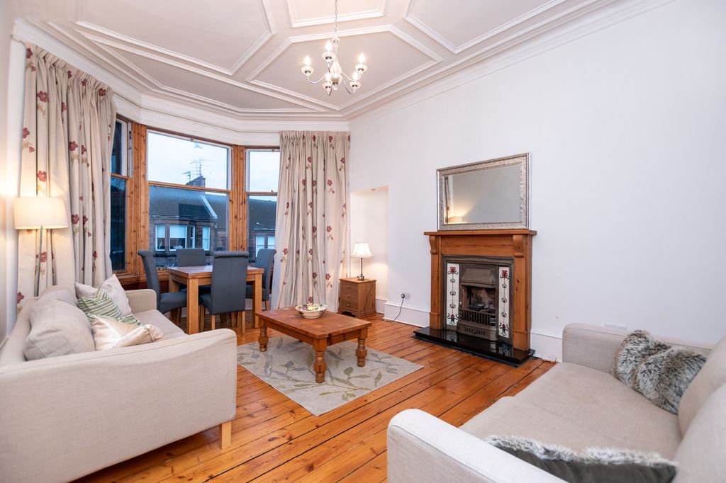 Property photo 2 of 11 2