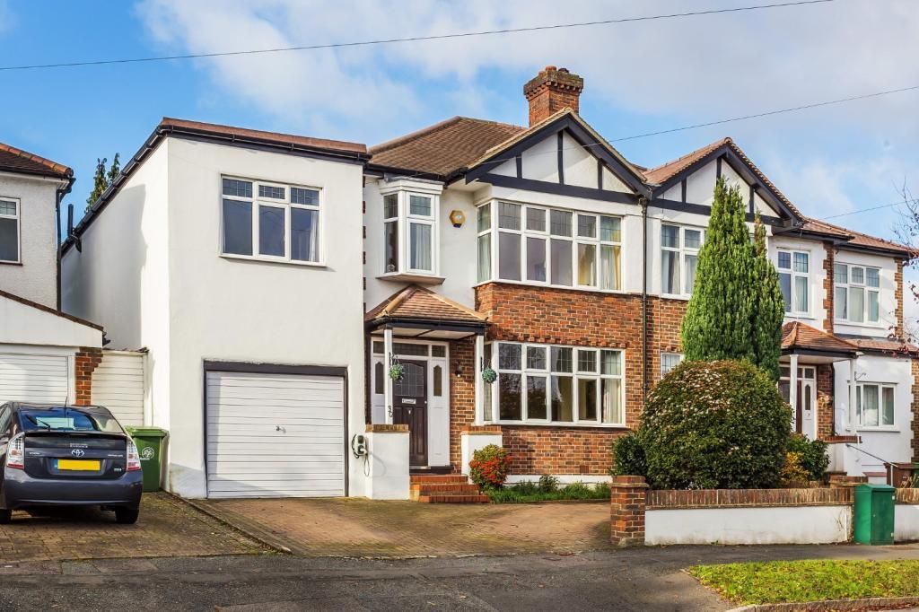 Property photo 1 of 25 Front Priory.Jpg