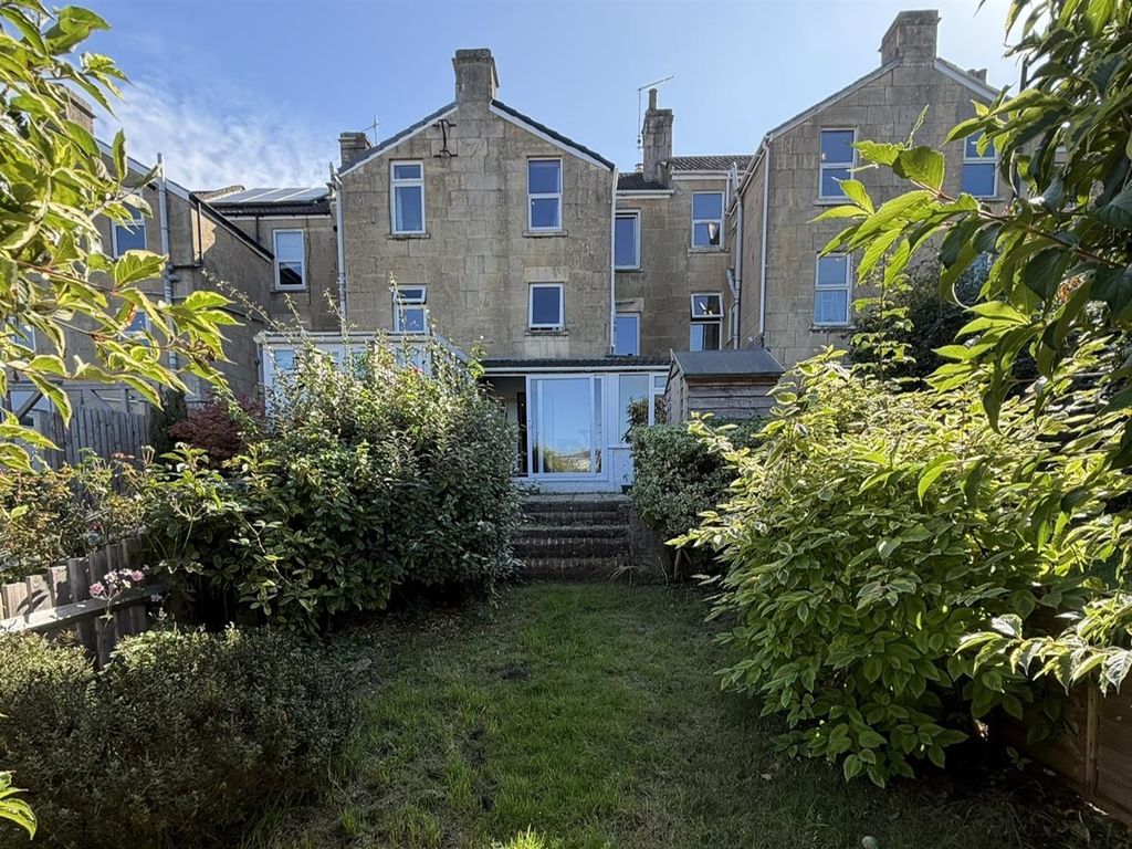 Property photo 2 of 16 Rear Garden