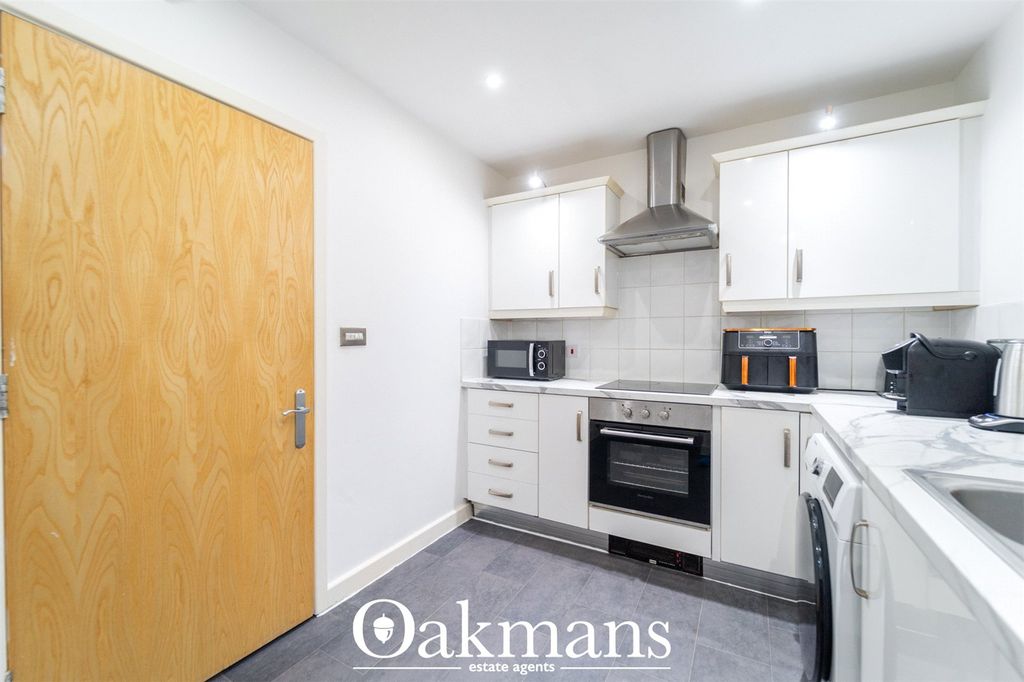 Additional image 11 of 2 bed flat for saleGeorge Street, Birmingham, West Midlands B3