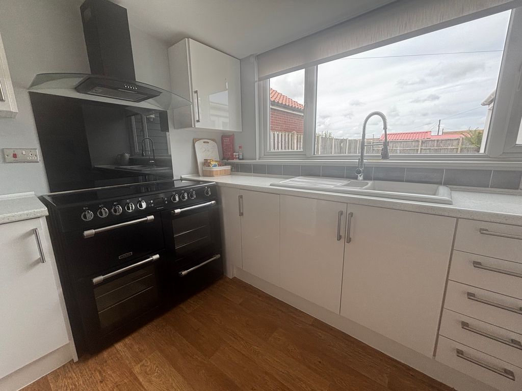 Property photo 3 of 16 Image