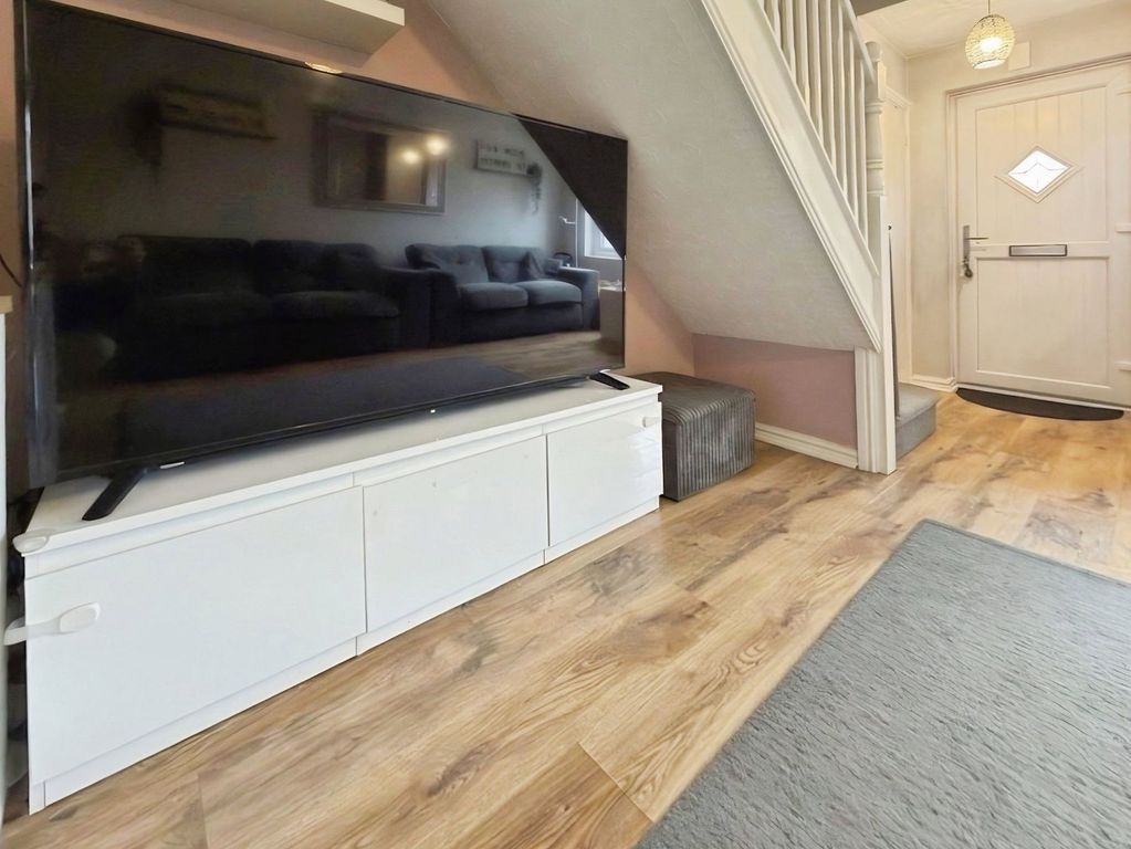 Property photo 3 of 19