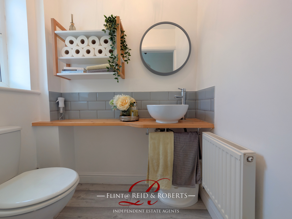 Property photo 3 of 23 WC