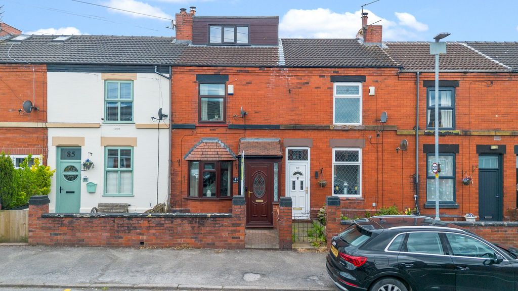 Property photo 1 of 18
