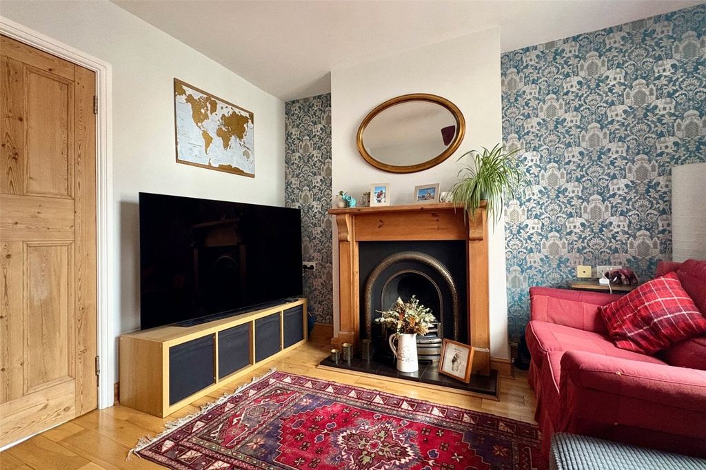 Property photo 3 of 14 Picture No. 02