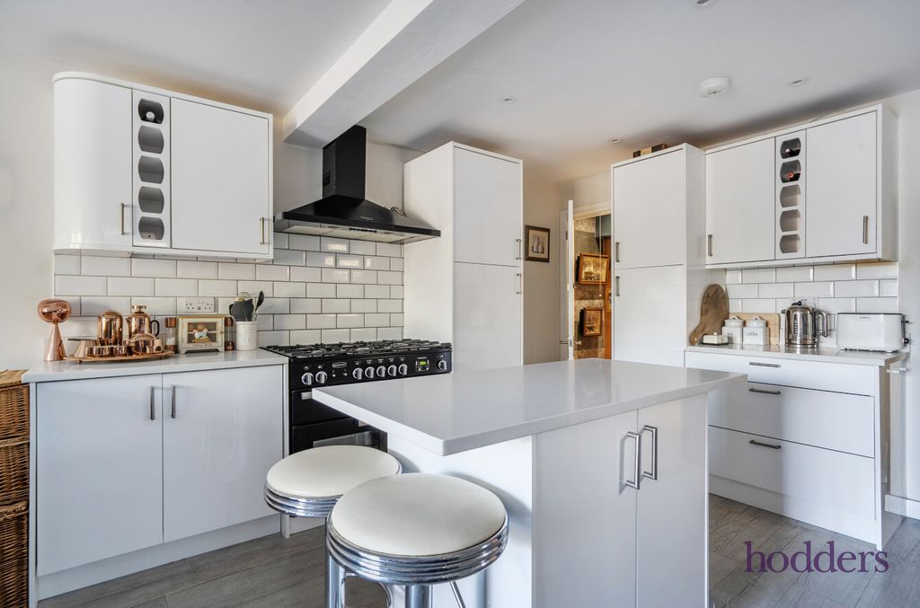 Property photo 2 of 20 885c1809-4E9d-4E6...