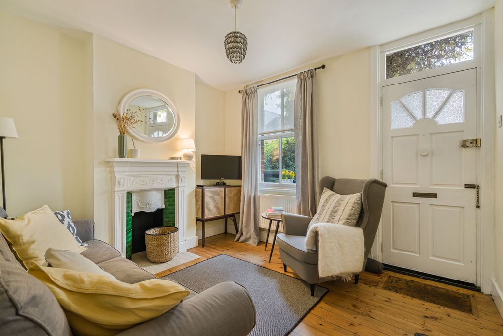 Property photo 3 of 22