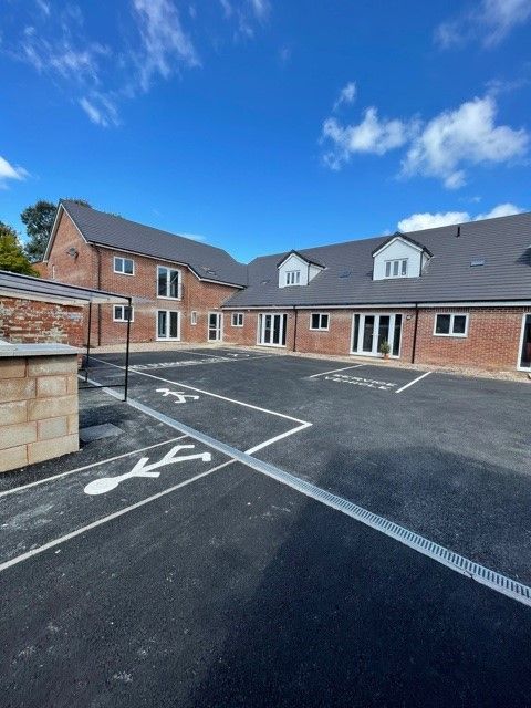 Property photo 1 of 5