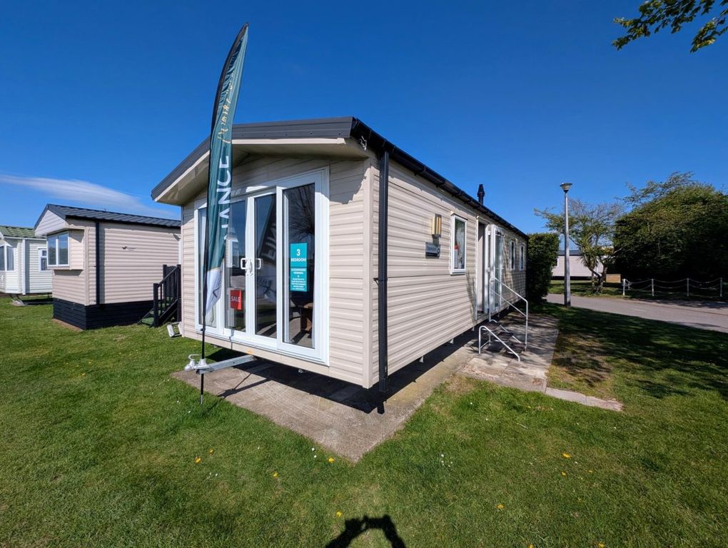 Property photo 1 of 6 Rawcliffe Hall Holiday Park - Willerby-Expression-44995.00