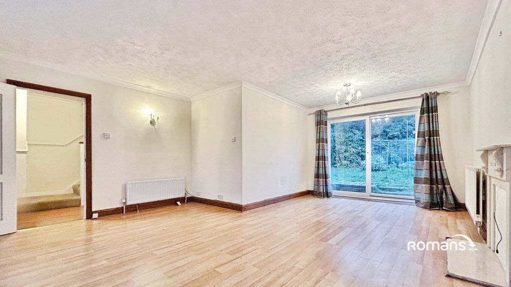 Property photo 2 of 15 Picture No. 34