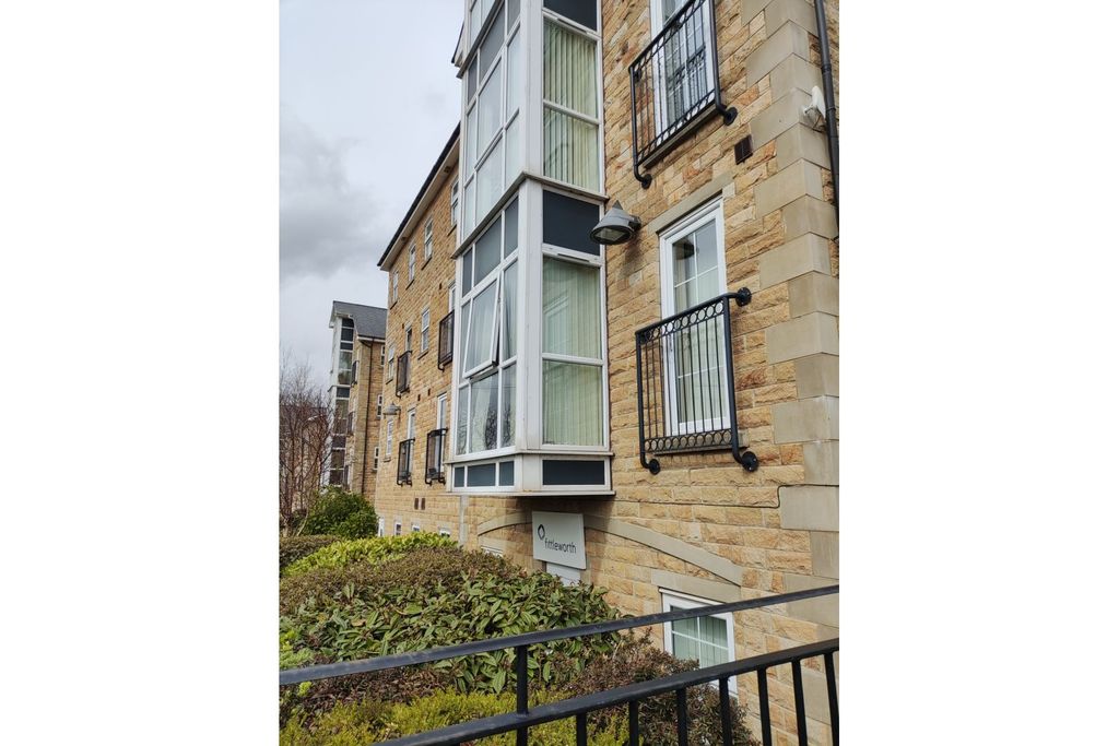 Property photo 2 of 13