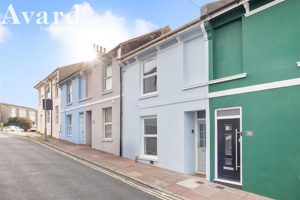 Property photo 2 of 29 Arnold Street, 72-024.Jpg