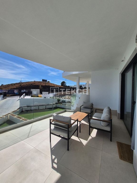 Property photo 3 of 32