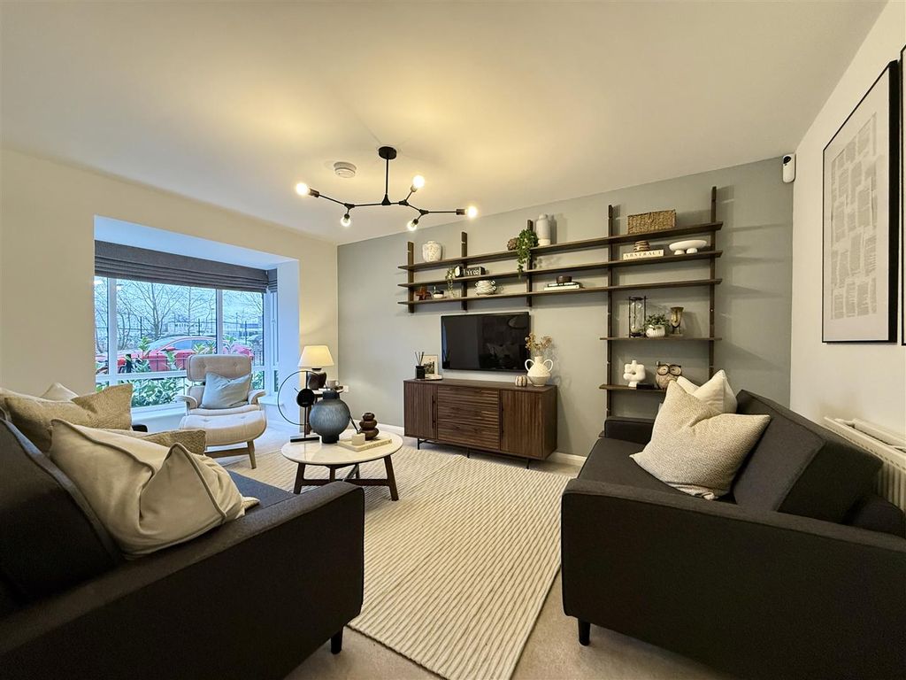 Property photo 3 of 19