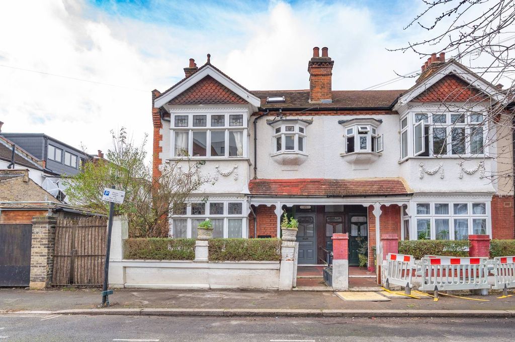 Property photo 1 of 21