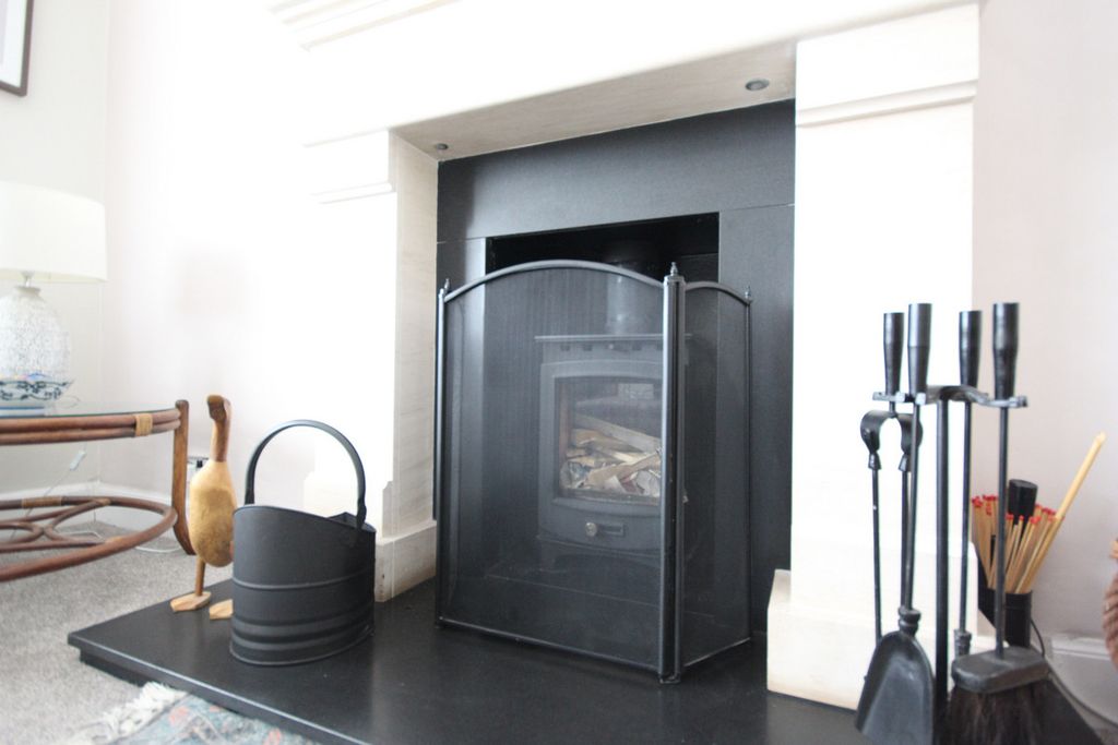 Property photo 3 of 23